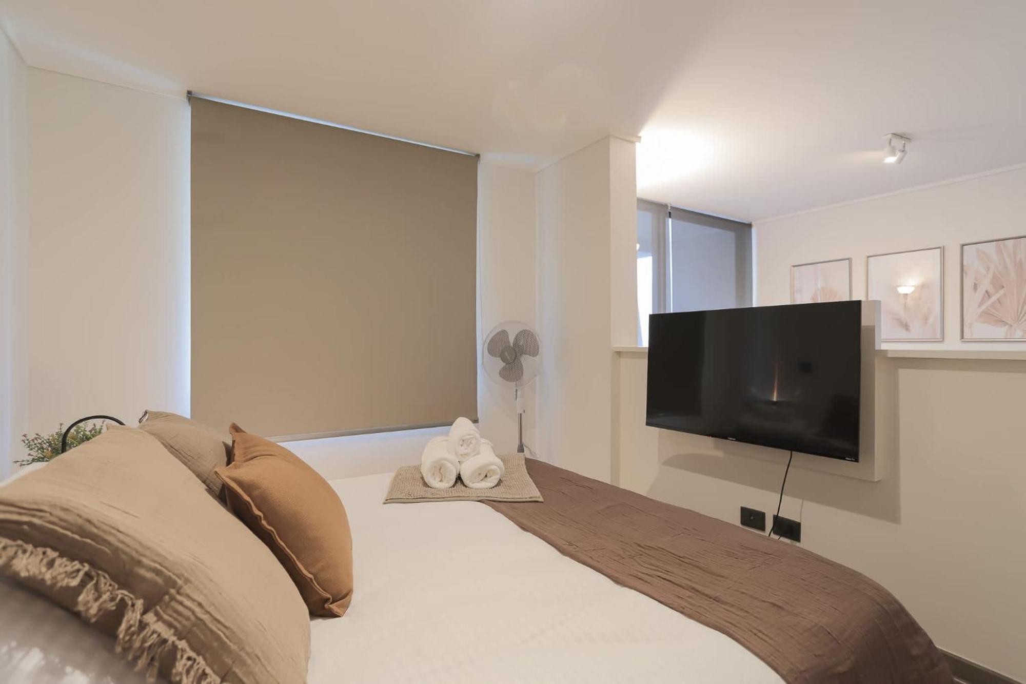 Experience The Unique Spirit Of Barrio Italia Apartamento Santiago